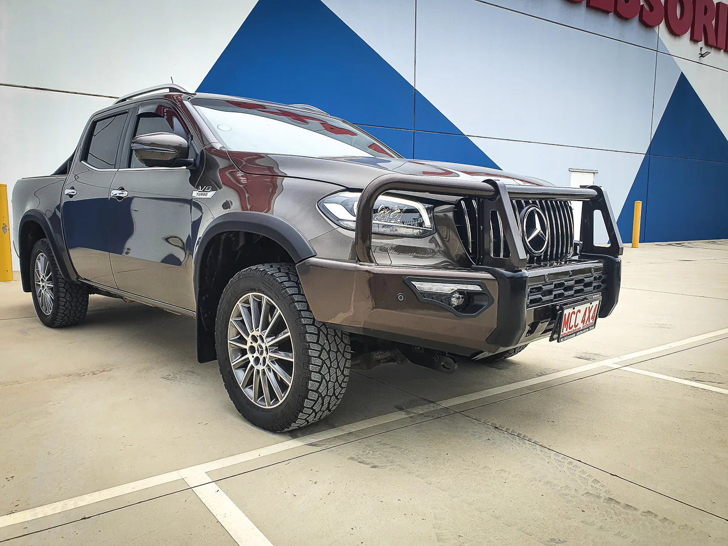 Mercedez Benz X Class 2019-Present 808-02 Phoenix Bar A-Frame Package - — product view 6