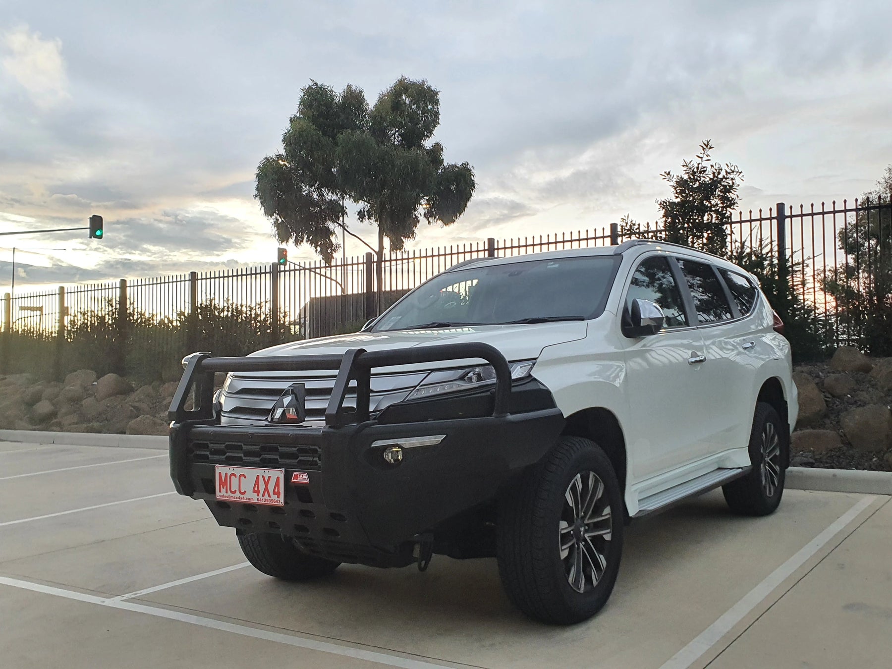 Pajero Sport QF QG 2020-On 808-02 Phoenix Bar A-Frame Package — product view 3