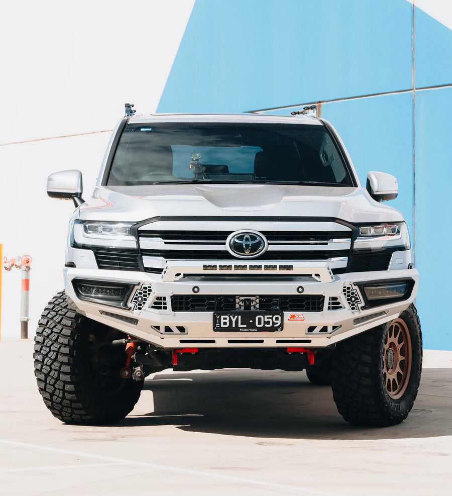 Land Cruiser 300 Series 2022-On – 909-01 Alloy Pegasus Bar Package — product view 1