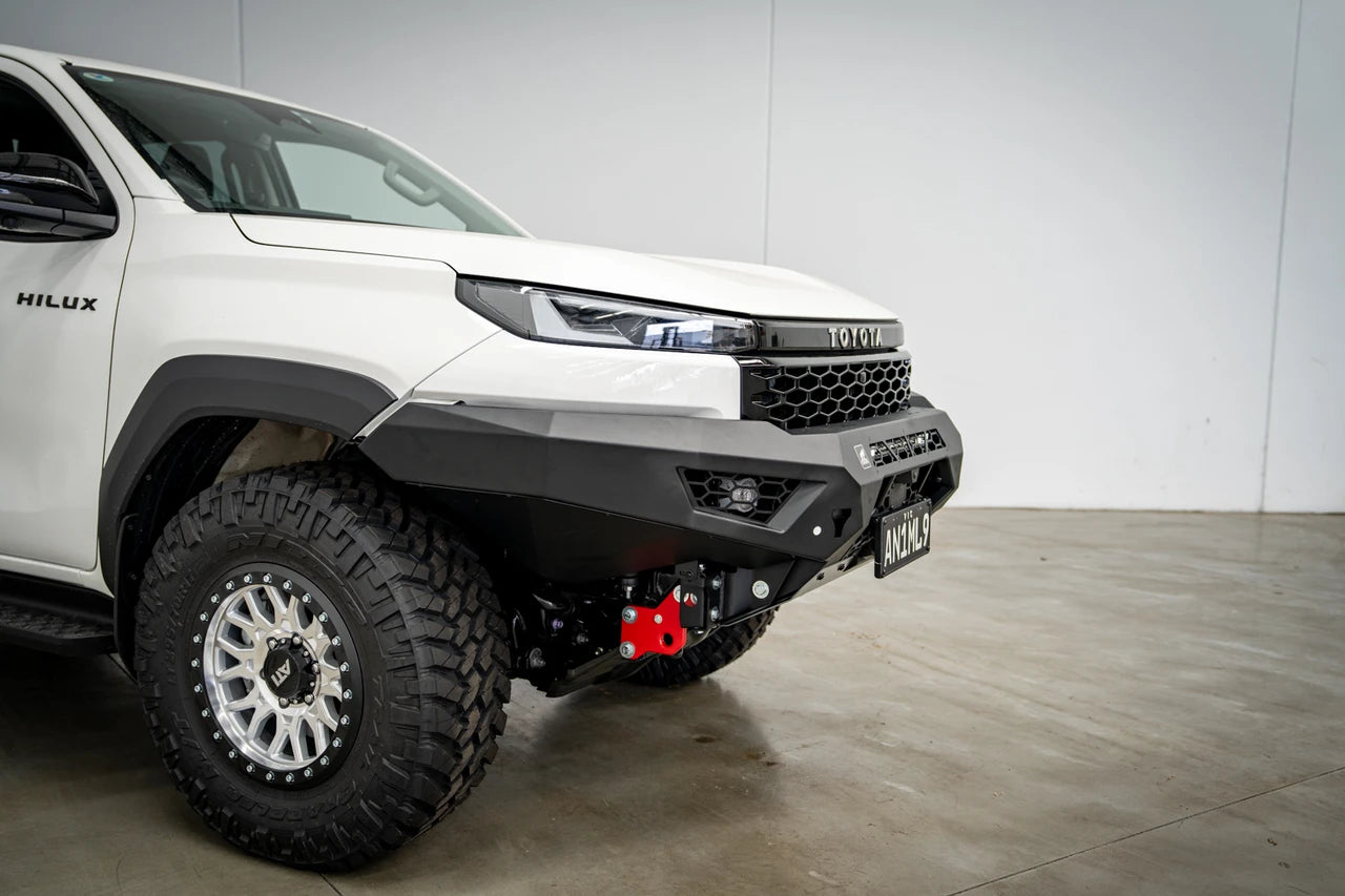 Predator Bull bar, Suitable for Toyota Hilux N90, 2026 on — product view 3