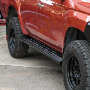 Side Step (Roadrunner, Black) to suit Mitsubishi Triton MR (11/2018 to 11/2023) — product view 4
