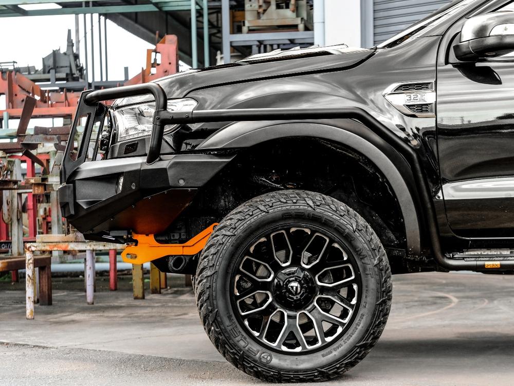 Elite Loop Bull Bar to suit Ford Ranger PX (6/2015 to 3/2022) & Everest (7/2015 to 5/2022) — product view 3
