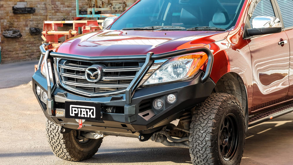 Elite Loop Bull Bar (Black Recovery Points & Orange Bash Plate) to suit Mazda BT-50 (10/2011 to 6/2020) — product view 3