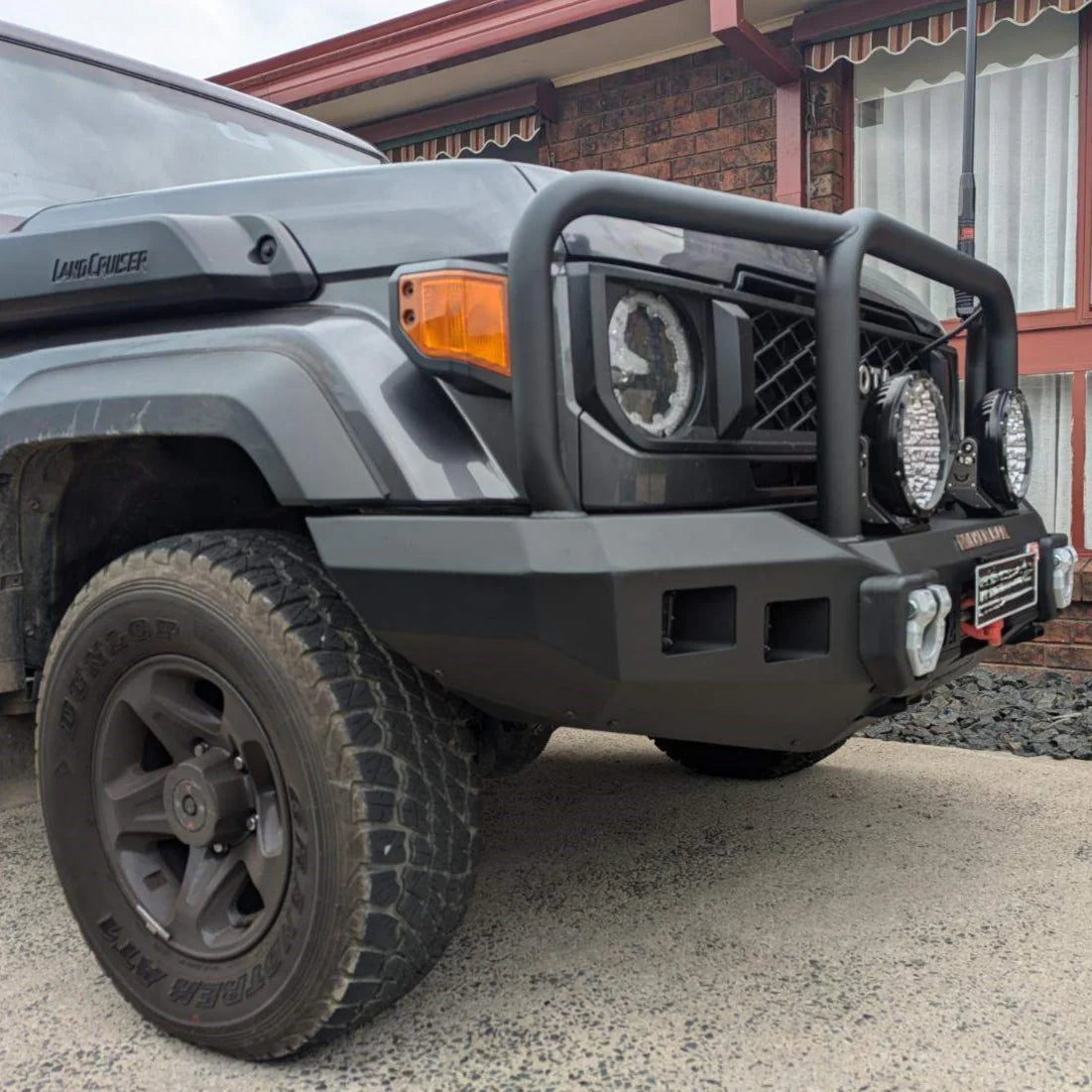 Land Cruiser 70s Series 2024-On – 078-02SQ Rocker Bull Bar Triple Loops Package — product view 3