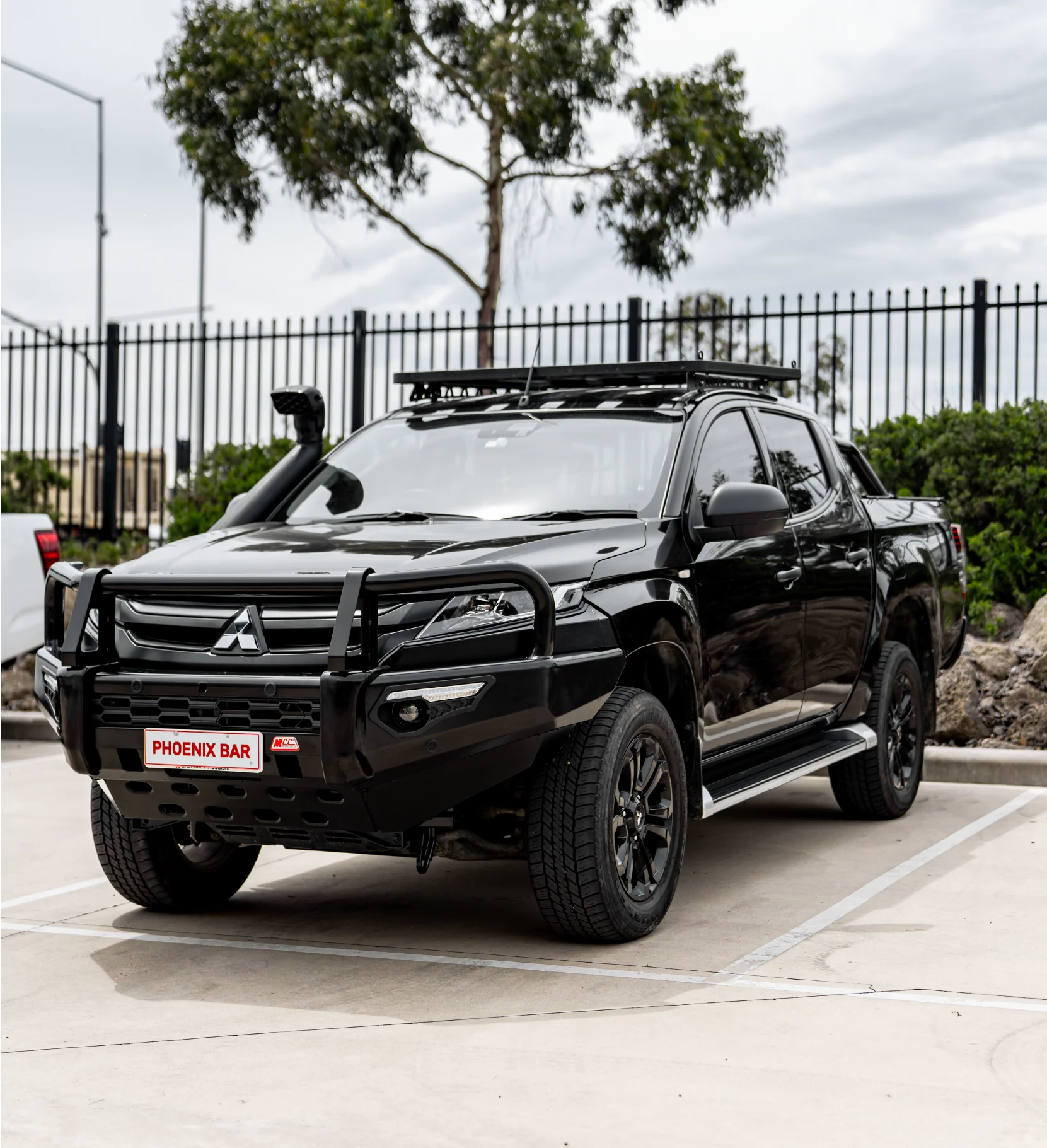 Triton MR 2019-Present 808-02 Phoenix Bar A-Frame Package — product view 7